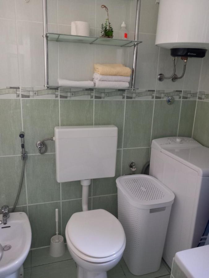 4 * Fiume